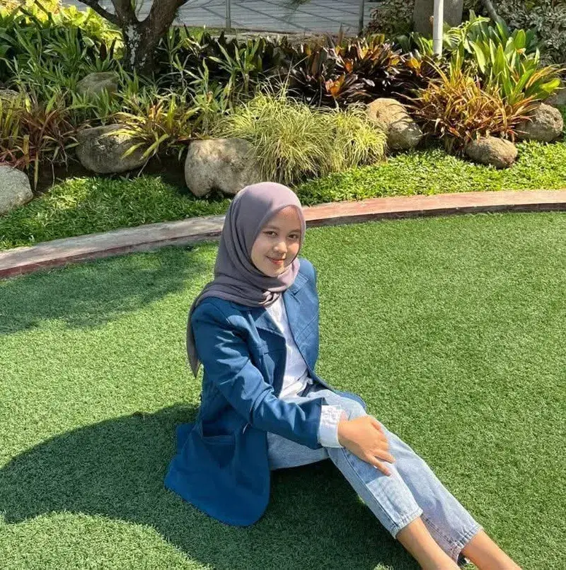 RAHMADHANI PUTRI